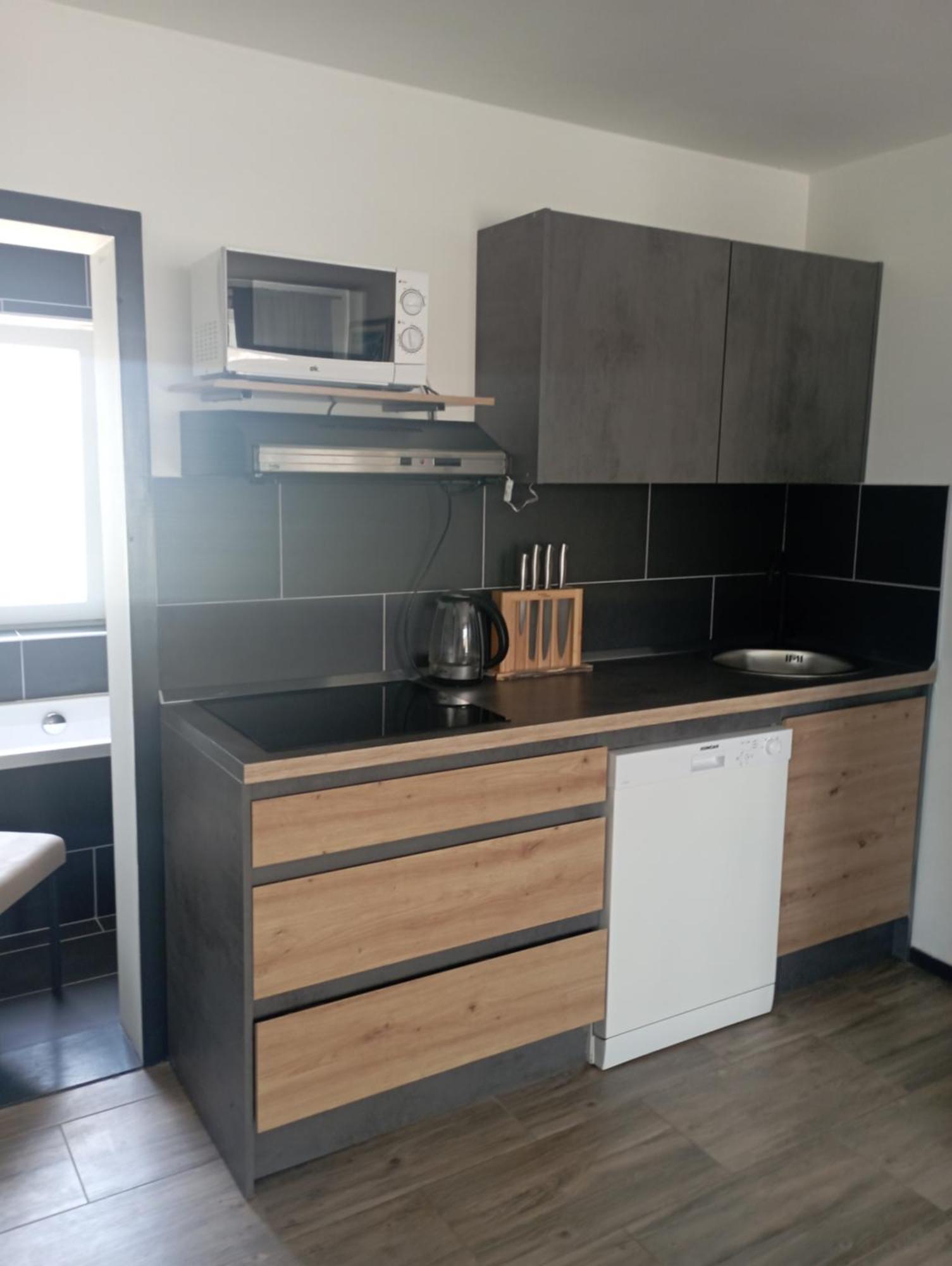 Apartments Frigan Maslenica Esterno foto