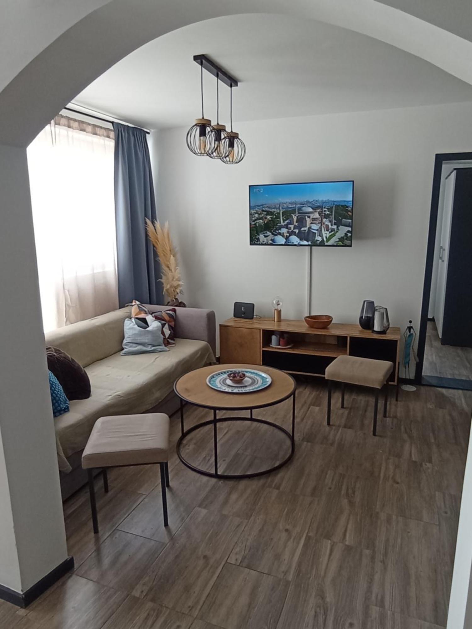 Apartments Frigan Maslenica Esterno foto
